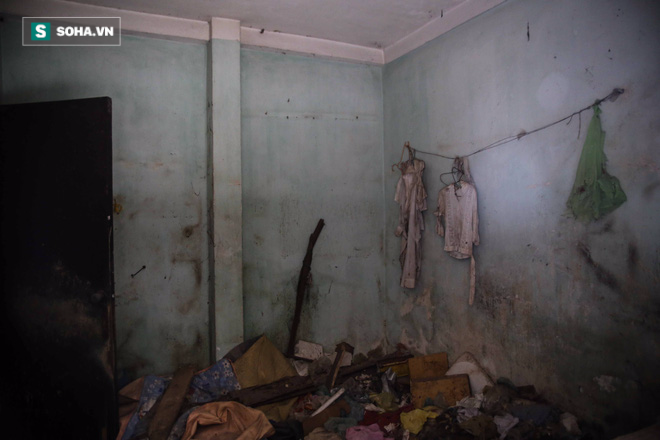 Cận cảnh vẻ hoang phế ma mị của cư xá bỏ hoang ở trung tâm Sài Gòn - Ảnh 9.
