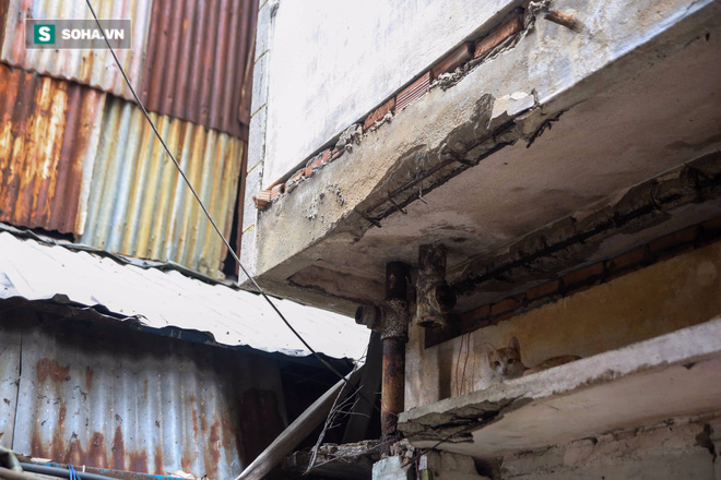 Cận cảnh vẻ hoang phế ma mị của cư xá bỏ hoang ở trung tâm Sài Gòn - Ảnh 15.