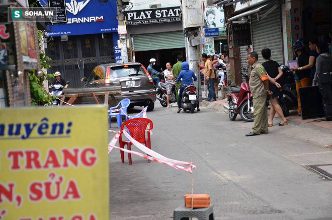 TP HCM: Mâu thuẫn trên bàn nhậu, thợ sửa xe bị đâm tử vong - Ảnh 1.