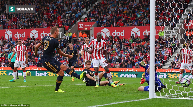 Arsenal hút chết sân nhà, Tottenham hủy diệt sân khách - Ảnh 2.