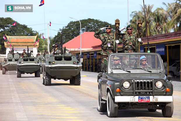 Những vũ khí Trung Quốc trang bị cho đội cận vệ Thủ tướng Hun Sen - Ảnh 2.