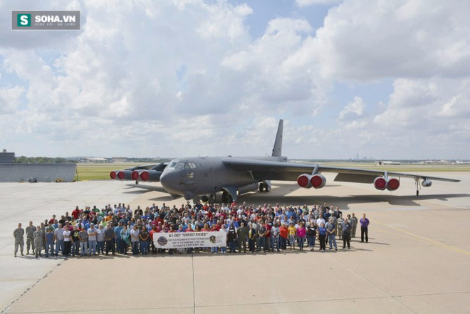 Mỹ chính thức đưa B-52H từ nghĩa địa trở lại biên chế - Ảnh 1.