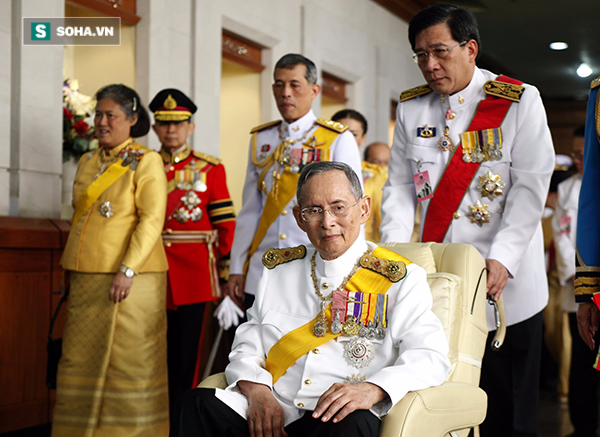 Quốc vương qua đời, chính trị Thái Lan bị ảnh hưởng ra sao? - Ảnh 1.