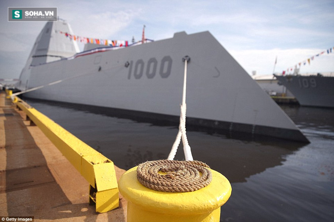 Ngày mai, Mỹ biên chế chiến hạm tàng hình tối tân nhất thế giới - Ảnh 1.