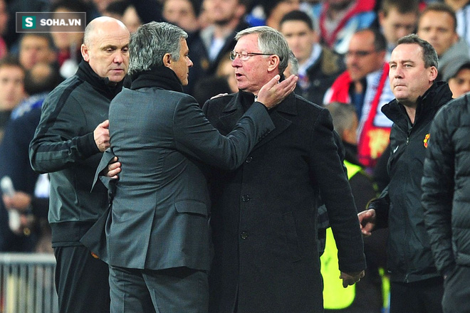 Sao Man United cứ thua thế, hả Sir Alex? - Ảnh 4.