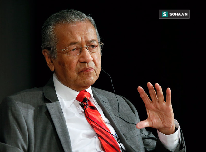 Cựu Thủ tướng Malaysia: Vay tiền TQ là tiếp tay cho họ phá hoại nền kinh tế của chúng ta - Ảnh 1.