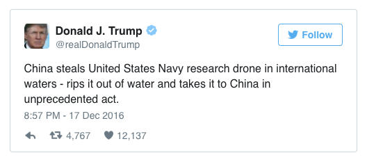 Ông Trump lên Twitter mắng Trung Quốc là ăn cắp vì thu UUV của Mỹ - Ảnh 1.