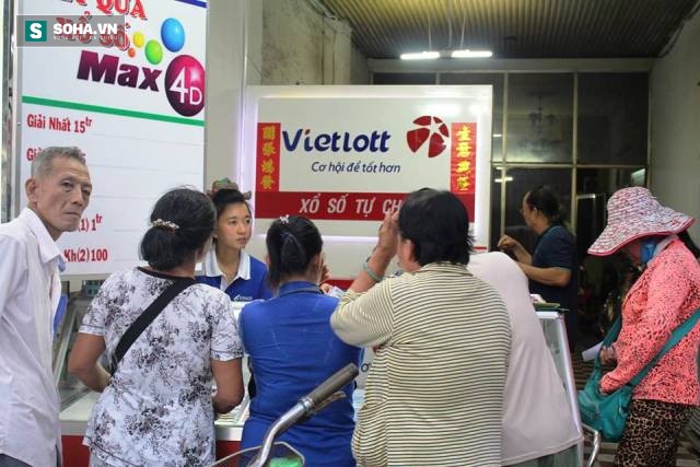 Sau 4 giải thưởng 280 tỷ, cơn sốt xổ số Vietlott nổi lên ở Sài Gòn - Ảnh 2.