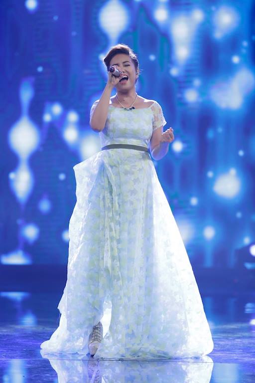 Vietnam Idol: Thu Minh hôn, Huy Tuấn tát thí sinh - Ảnh 7.
