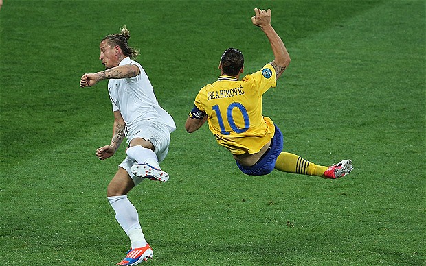 Ibrahimovic - kỹ năng ngoại hạng, võ công thượng thừa - Ảnh 3.