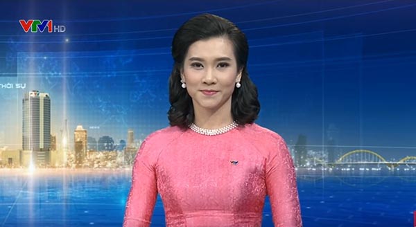 Nữ biên tập viên xinh đẹp mới của bản tin thời sự VTV1 là ai? - Ảnh 1.