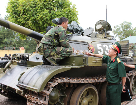 Chuyên gia Nga nêu quan điểm: Việt Nam nên mua mới hay nâng cấp toàn bộ xe tăng cũ? - Ảnh 1.