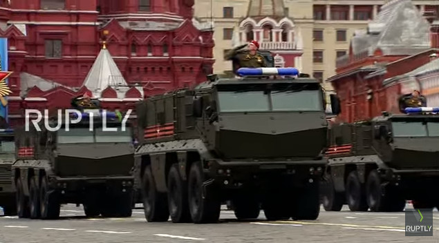 Toàn cảnh Lễ duyệt binh hoành tráng mừng Ngày Chiến thắng phát xít ở Nga - Ảnh 3.