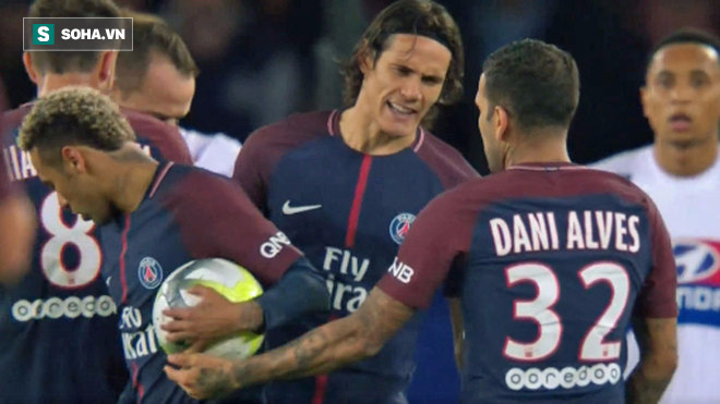 Ông trùm PSG xử Cavani thắng lợi trong cuộc chiến với Neymar - Ảnh 1.