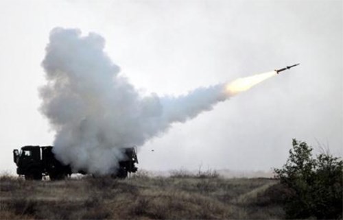 Syria: Tên lửa đạn đạo của Israel bị tổ hợp Pantsir đánh chặn - Ảnh 2.