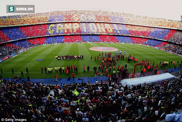 Tính tiết mới nhất vụ Barcelona bán tên sân Nou Camp để có tiền chiều lòng Messi - Ảnh 1.