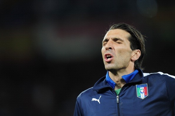 Gianluigi Buffon - Kẻ thách thức vĩ đại của thời gian - Ảnh 2.