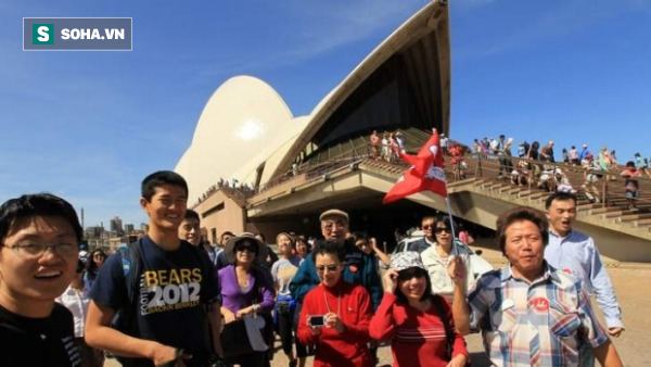 Nhiều công ty lữ hành Úc lao đao vì thói ham rẻ của du khách Trung Quốc - Ảnh 1.