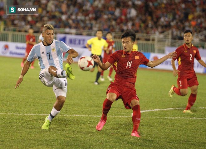 “Tại sao người ta lại ích kỷ với U20 Việt Nam đến thế!” - Ảnh 1.