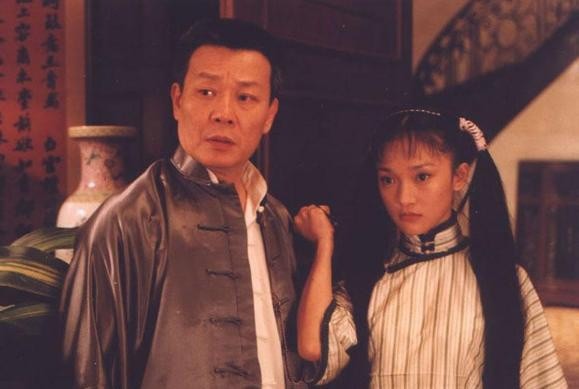 Chuyện đời kỳ lạ của nam diễn viên Đài Loan có hai vợ cùng chung sống hòa thuận - Ảnh 2.