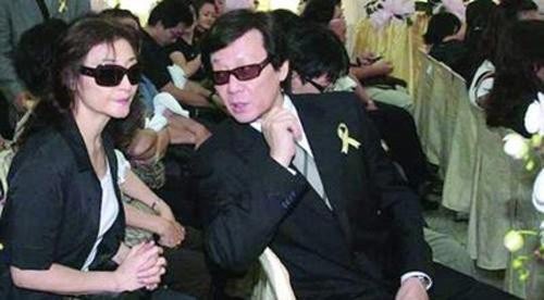 Chuyện đời kỳ lạ của nam diễn viên Đài Loan có hai vợ cùng chung sống hòa thuận - Ảnh 3.