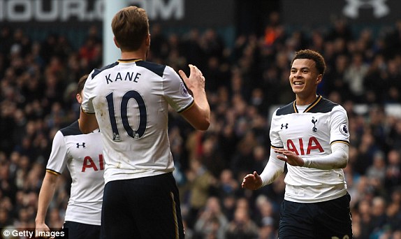 Harry Kane chuộc lại lỗi lầm, Tottenham thắng Stoke City dễ như ăn kẹo - Ảnh 2.