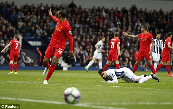 Firmino tỏa sáng, Liverpool đòi lại chỗ từ tay Man City - Ảnh 3.