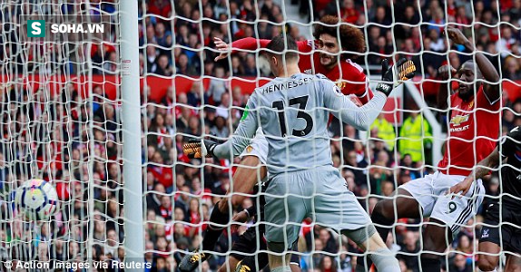 Mourinho dùng bài chim mồi, Man United thắng Crystal Palace 4 bàn trắng - Ảnh 2.