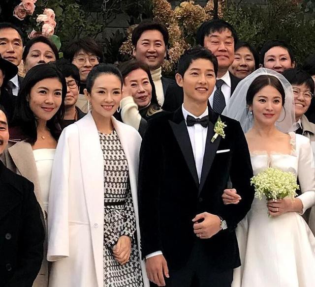 Người đứng sau quay lén đám cưới Song Hye Kyo - Song Joong Ki là chồng Chương Tử Di? - Ảnh 3.
