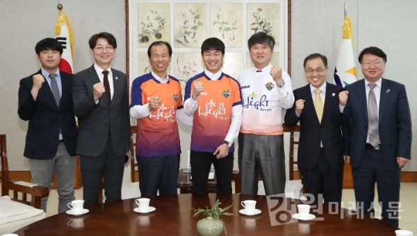 Xuân Trường “chết sập bẫy rồi” ở Gangwon FC? - Ảnh 1.