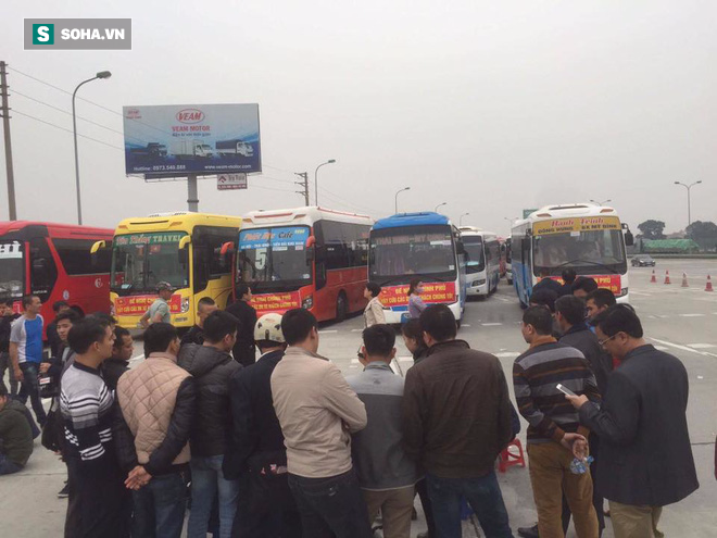 Gần trăm xe tuyến Nam Định, Thái Bình không chở khách phản đối lệnh của Sở GTVT Hà Nội - Ảnh 1.