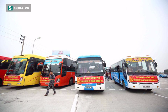 Gần trăm xe tuyến Nam Định, Thái Bình không chở khách phản đối lệnh của Sở GTVT Hà Nội - Ảnh 2.