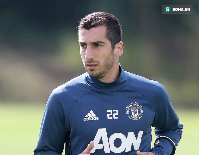 Mkhitaryan: Từ bụng bầu đến thanh kiếm lợi hại nhất trong tay áo Mourinho - Ảnh 2.