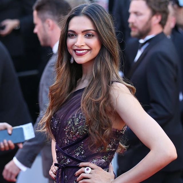 Mỹ nhân Ấn Độ này chính là nữ hoàng thảm đỏ tại Cannes 2017 - Ảnh 4.