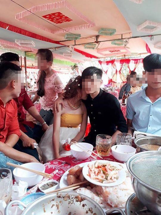 Bức ảnh đám cưới gây tranh cãi nhiều nhất trên mạng xã hội Việt  - Ảnh 1.