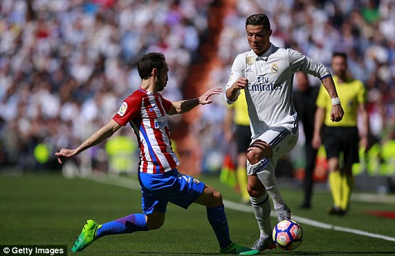 Real Madrid nhận trái đắng trong ngày bộ ba BBC lặng tiếng - Ảnh 2.