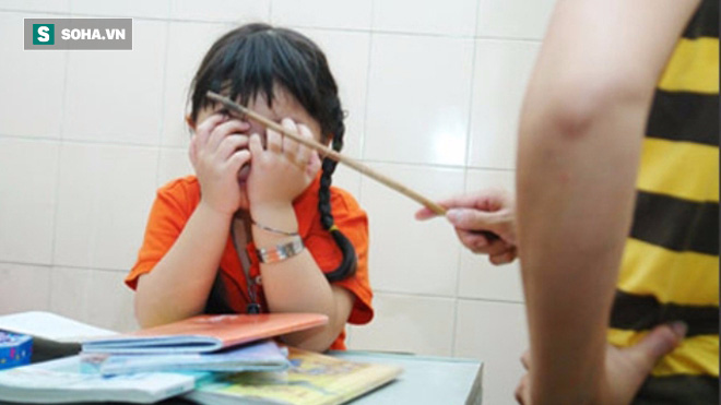 Viết về cô giáo lúc nửa đêm, tâm thư của cô bé lớp 4 gây chấn động dư luận Trung Quốc - Ảnh 1.