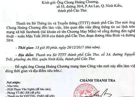 Người bị Sở mời làm việc vì đăng ảnh cổng chào cùng quần lót lên facebook nói gì? - Ảnh 1.