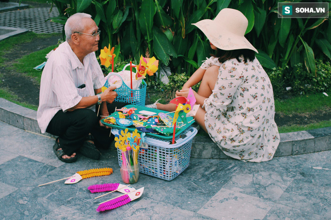 Chuyện về Ông Chuột - người đàn ông đặc biệt bên lề phố Sài Gòn - Ảnh 4.