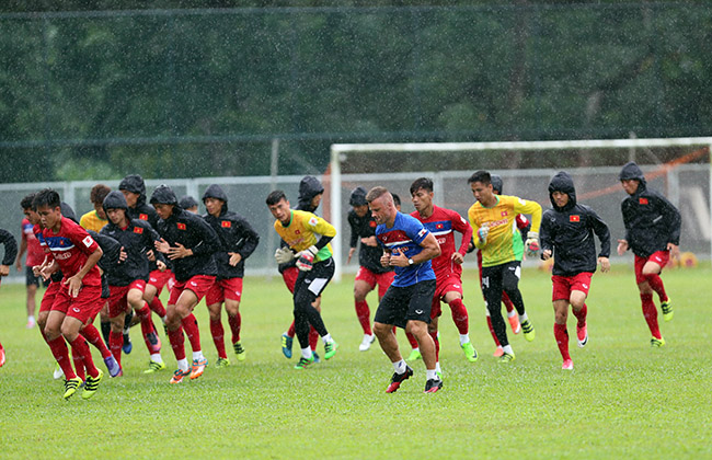 U22 Timor Leste rầu rĩ vì sự cố không đáng có ở buổi tập cuối trước khi đối đầu Việt Nam - Ảnh 2.