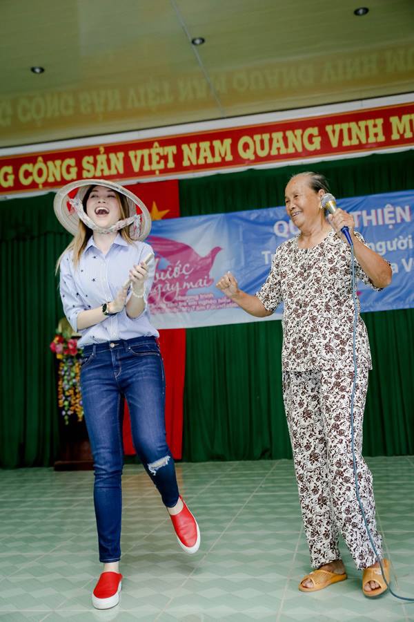 Hành động nhân văn, rung động lòng người của ca sĩ Mỹ Tâm - Ảnh 3.