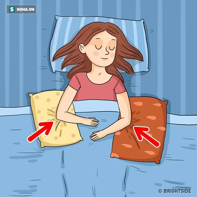 Đặt gối dưới cánh tay khi ngủ: Phương pháp đơn giản vô cùng hiệu quả cho sức khoẻ - Ảnh 1.