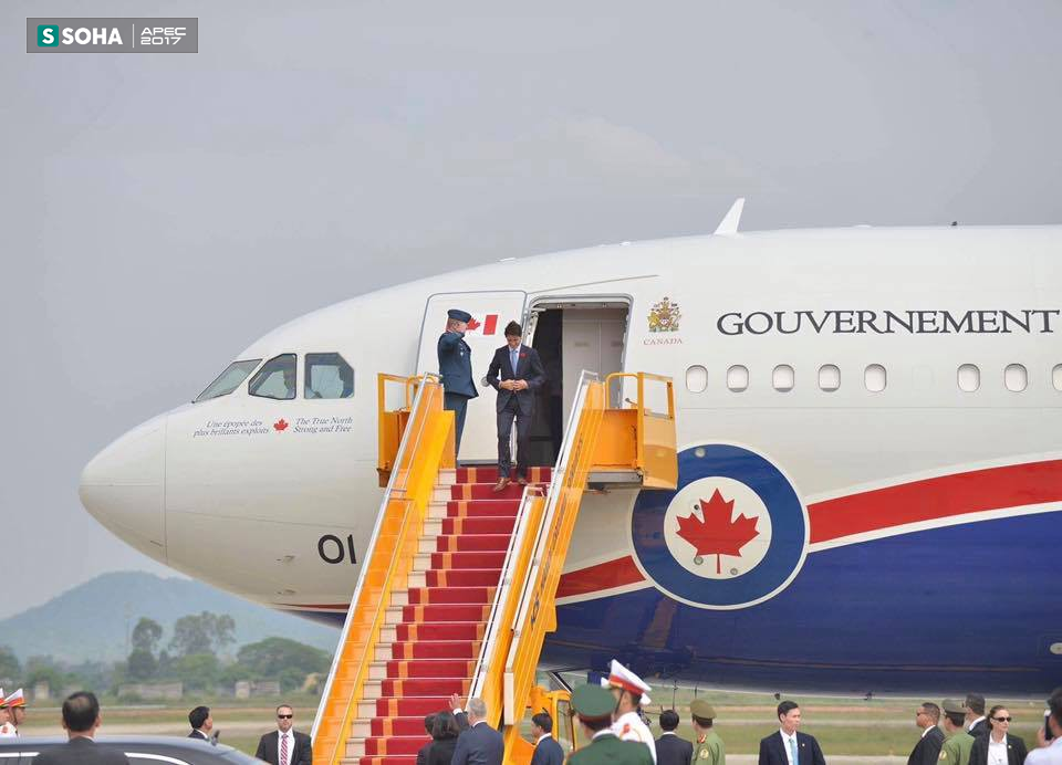 Những hình ảnh đầu tiên của Thủ tướng Canada Justin Trudeau ở Hà Nội - Ảnh 1.