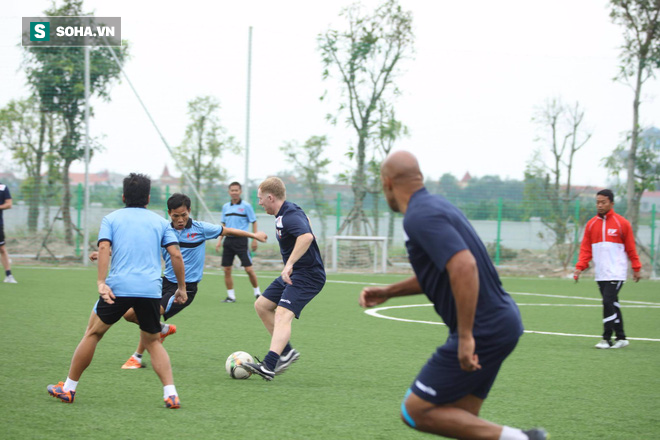 Scholes kiến tạo 2 bàn đẳng cấp, giúp đội thầy ngoại thắng trong trận derby PVF - Ảnh 9.