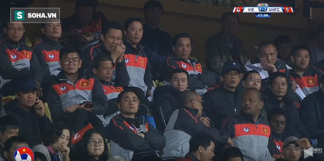 Thủng lưới phút bù giờ, U23 Việt Nam gục ngã trước đại gia Hàn Quốc - Ảnh 7.
