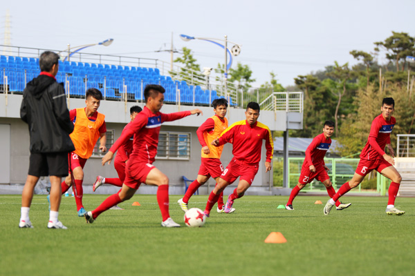 U20 Việt Nam đến World Cup với bàn tay sắt bọc nhung - Ảnh 4.