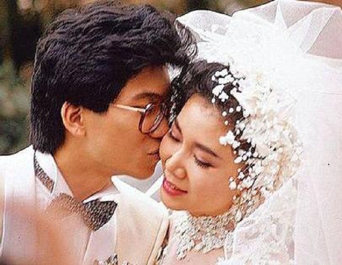 Hoa hậu đầu ti&ecirc;n của Hong Kong lận đận với 3 đời chồng - Ảnh 2.