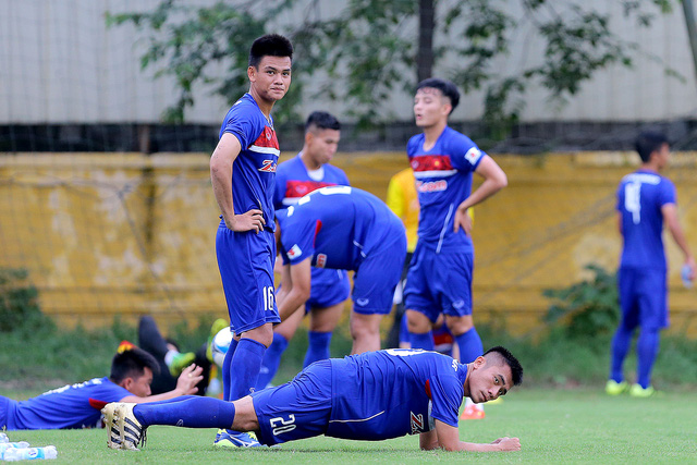 Bức màn tối sau chuyện Văn Thanh mất cơ hội sang châu Âu vì SEA Games - Ảnh 1.