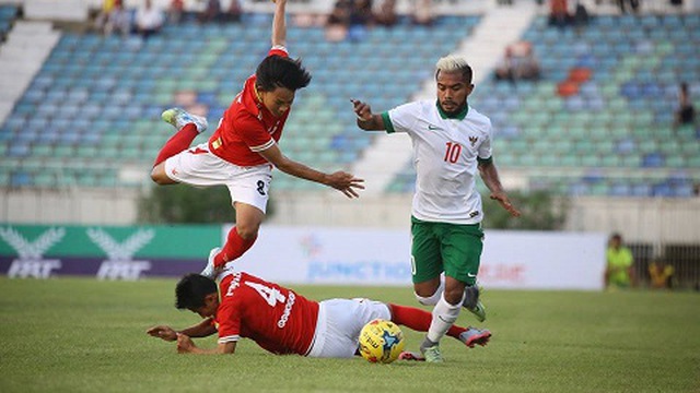 Ngược dòng ngoạn mục trong 3 phút, Indonesia giành HCĐ SEA Games - Ảnh 2.
