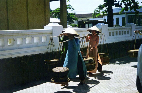 Đừng tưởng bạn đã biết: Phụ nữ Việt trong mắt đàn ông nước ngoài đẹp thế nào? - Ảnh 2.